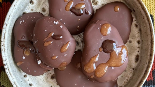Copycat No Bake Peanut Butter and Chocolate Eggs